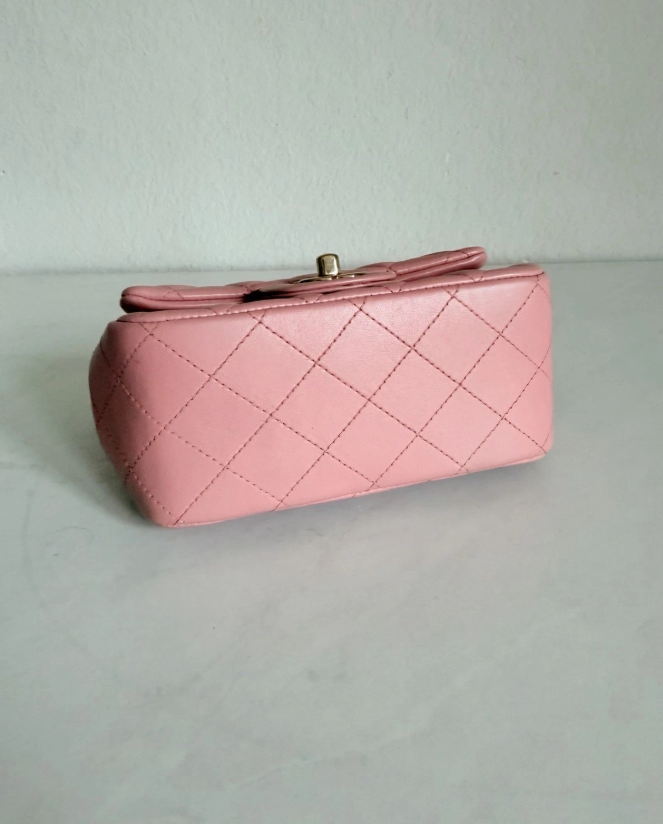 CHANEL Classic Flap CC Light Gold Hardware Shoulder Bag Mini Square Pink Leather Authentic